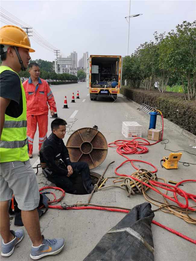 青松路街道翻衬法管道修复技术主要工序