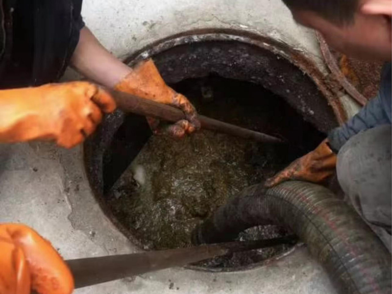 青松路街道化油池、化粪池清理要做哪些安全措施？